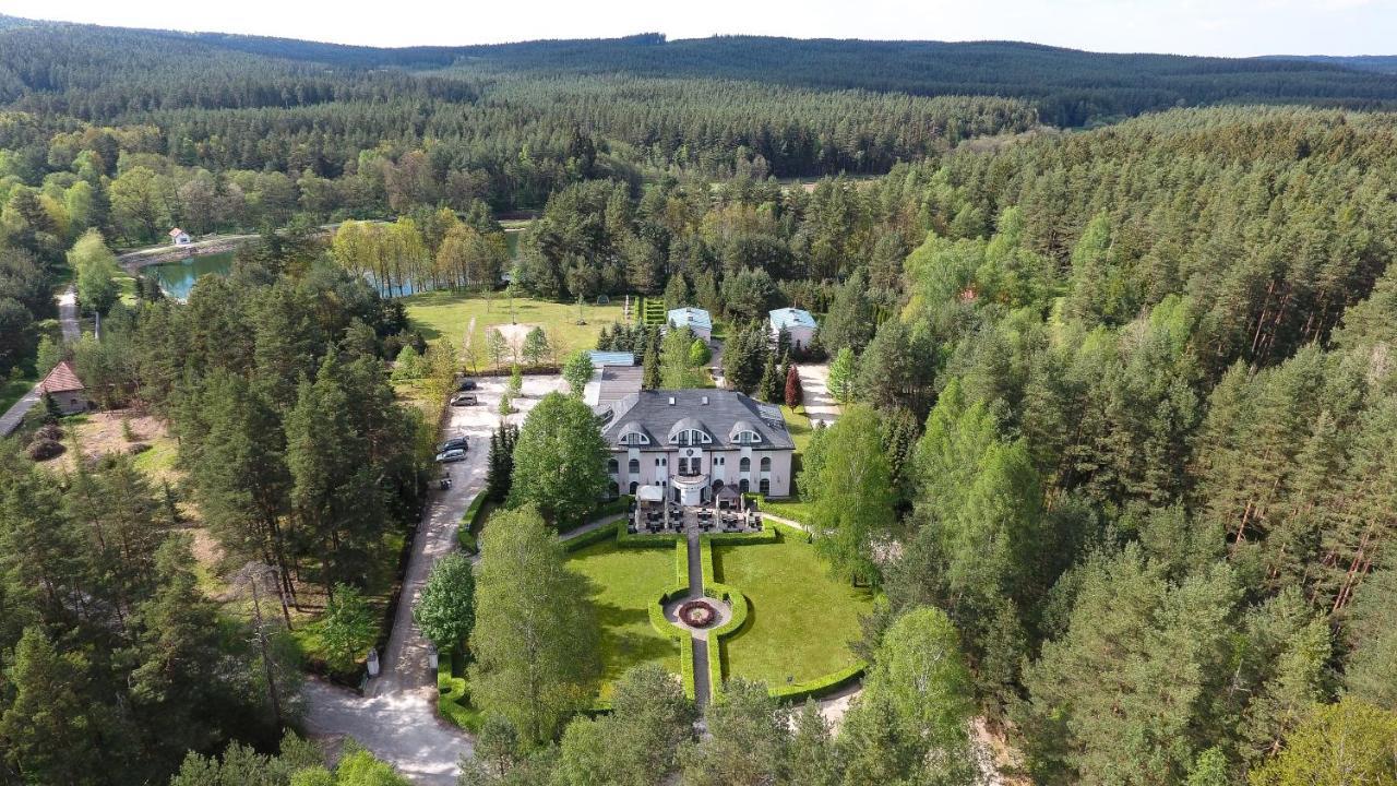 Lesni Hotel Perslak Nová Bystřice Bagian luar foto