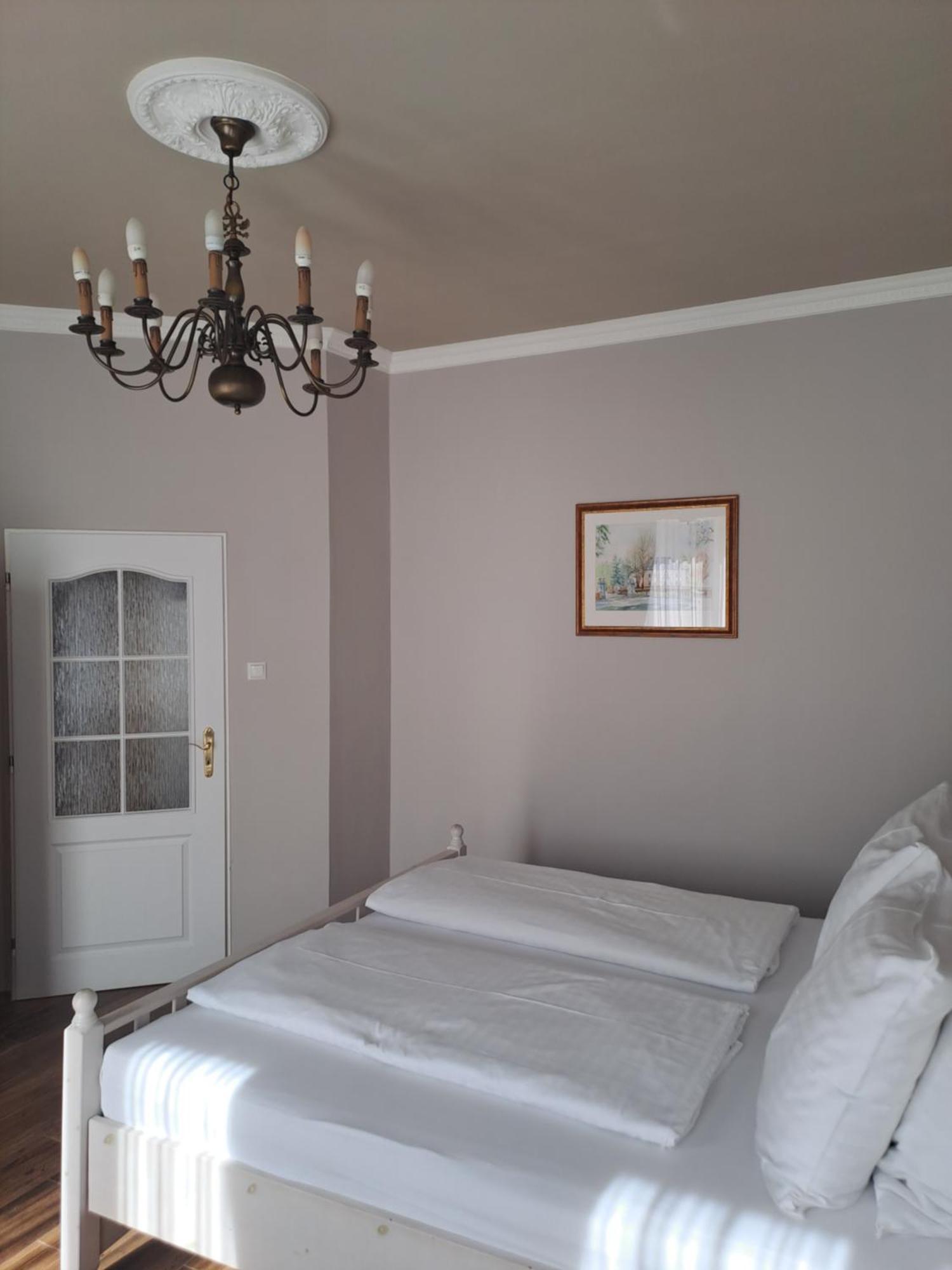 Lesni Hotel Perslak Nová Bystřice Bagian luar foto