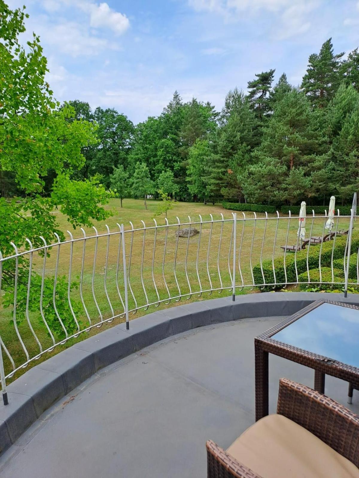 Lesni Hotel Perslak Nová Bystřice Bagian luar foto